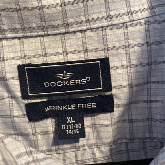 Light blue stripped dockets dress shirt - Picture 2 of 3